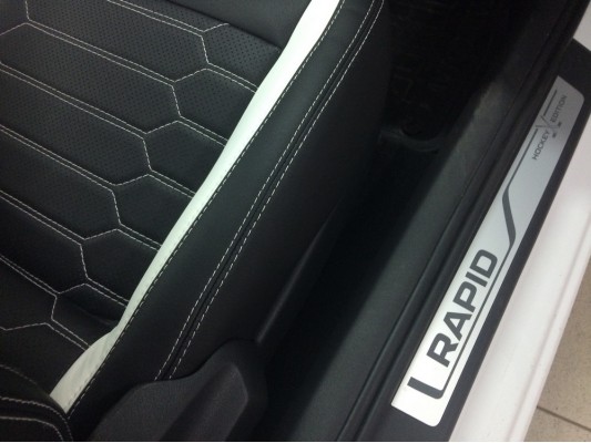 Каркасные авточехлы на Skoda Rapid Каркасные авточехлы на Skoda Rapid