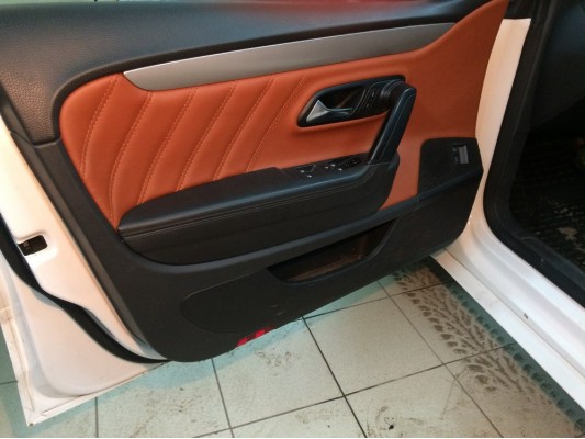 Перетяжка дверных карт